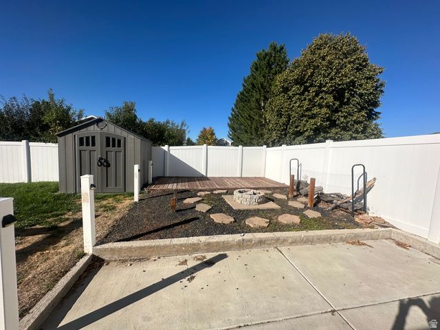 898 W 1025 N, Clinton, UT 84015