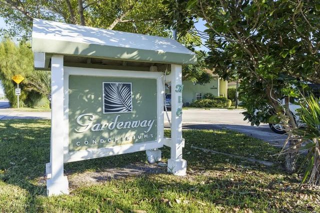 12036 Alternate A1a B4, Palm Beach Gardens, FL 33410