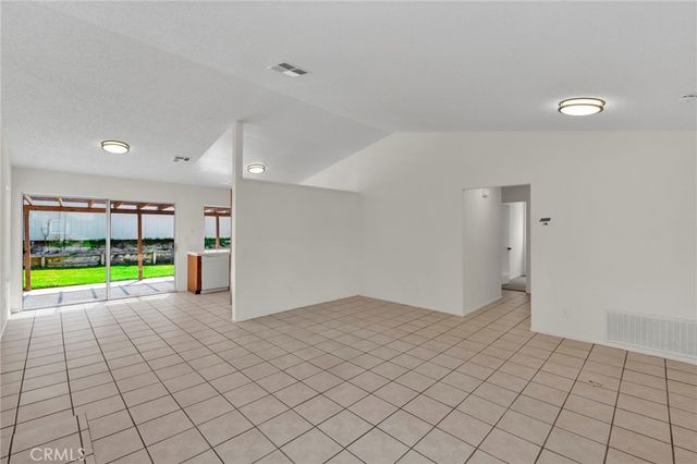 11311 Redwood Court, Fontana, CA 92337