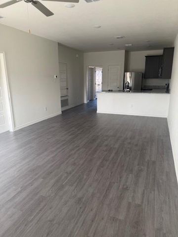 8905 Prickly Ash DR, Killeen, TX 76542