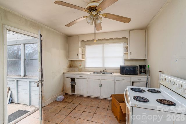 2784 E Nc 27 Highway, Lincolnton, NC 28092