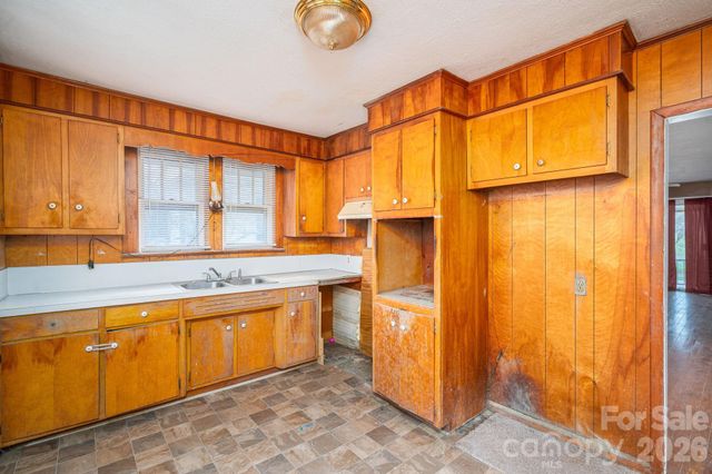 2784 E Nc 27 Highway, Lincolnton, NC 28092