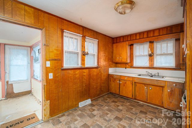 2784 E Nc 27 Highway, Lincolnton, NC 28092