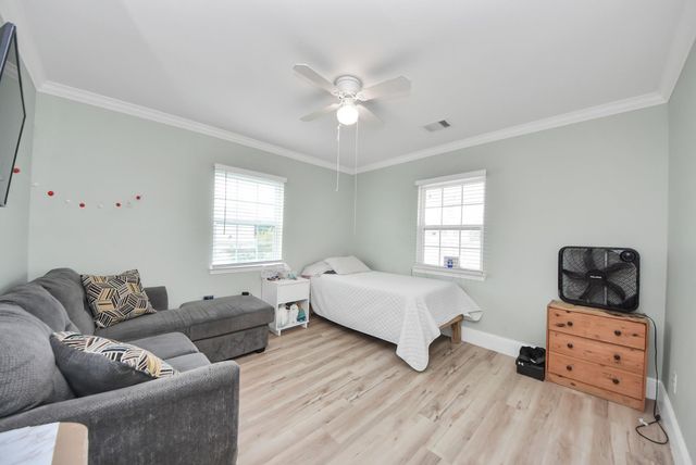 274 Road 5252, Cleveland, TX 77327