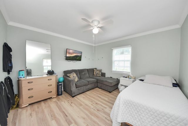 274 Road 5252, Cleveland, TX 77327