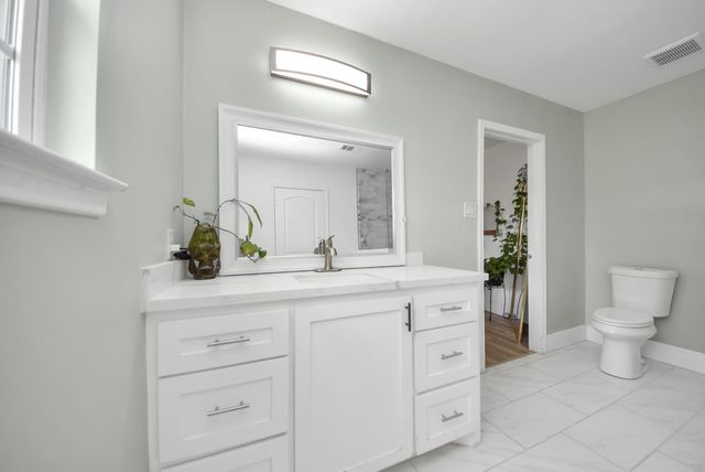274 Road 5252, Cleveland, TX 77327