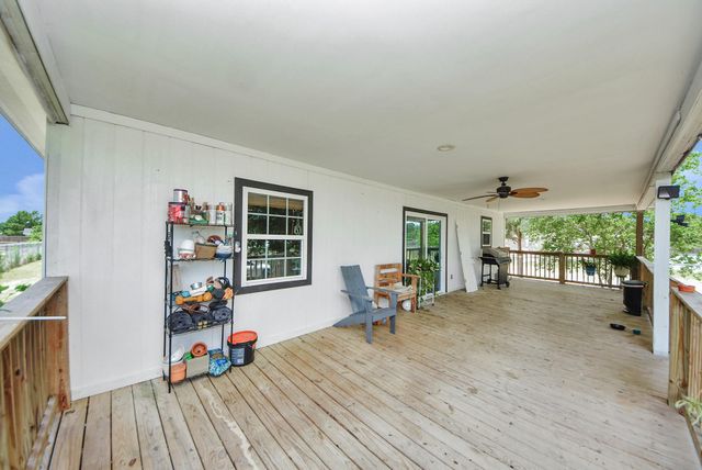 274 Road 5252, Cleveland, TX 77327