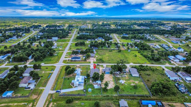 274 Road 5252, Cleveland, TX 77327