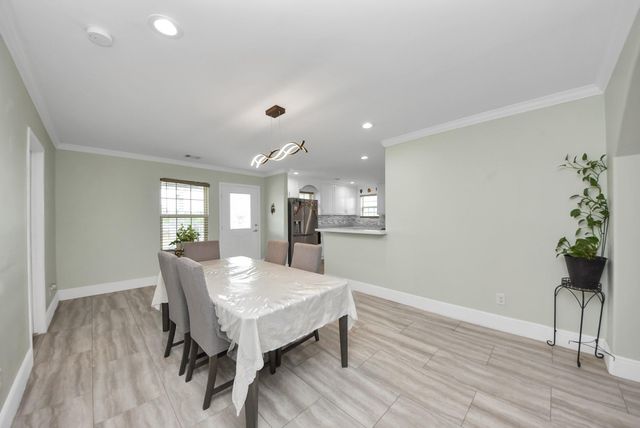 274 Road 5252, Cleveland, TX 77327