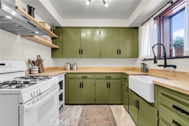 4538 Merrill, Riverside, CA 92506