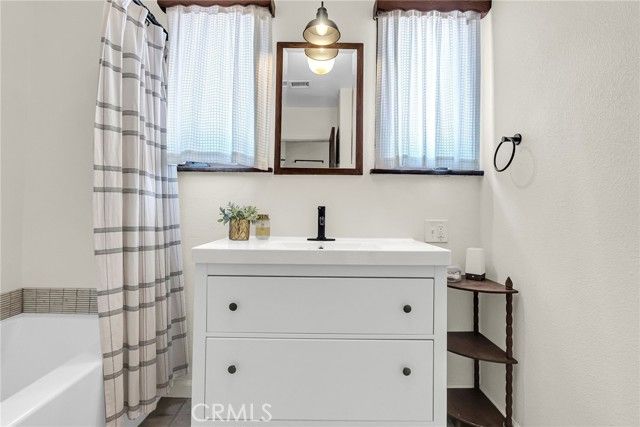 4538 Merrill, Riverside, CA 92506