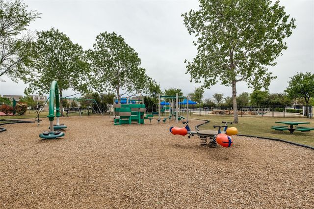 9920 Marthas Vineyard Circle, Providence Village, TX 76227