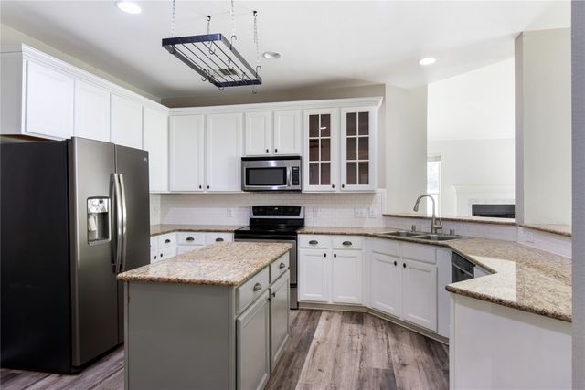 9920 Marthas Vineyard Circle, Providence Village, TX 76227