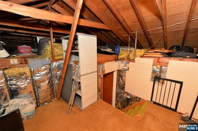 140 Manhattan Avenue, Waldwick, NJ 07463