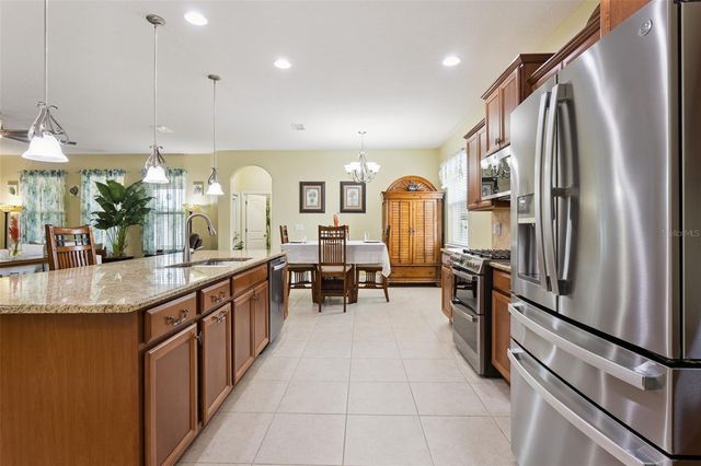 1425 AVILA AVE, Deltona, FL 32725