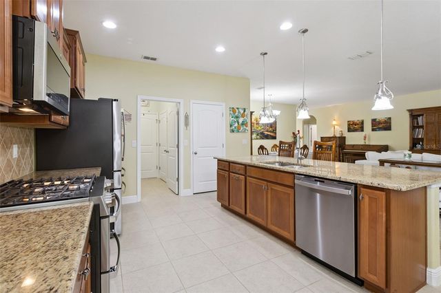 1425 AVILA AVE, Deltona, FL 32725