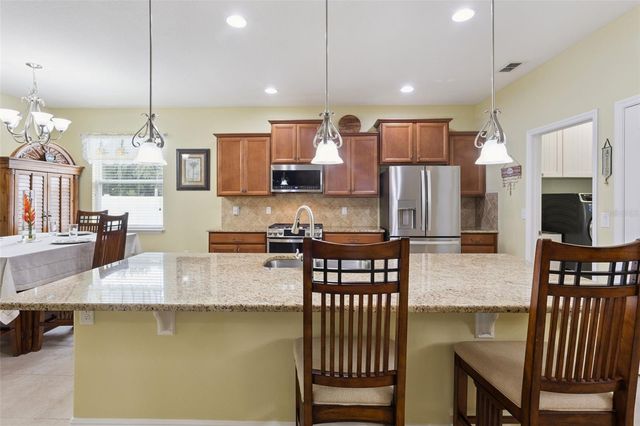 1425 AVILA AVE, Deltona, FL 32725