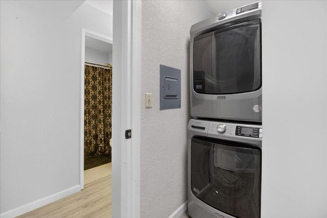 2400 N Main Street F, Salinas, CA 93906