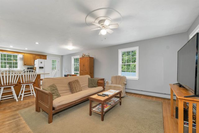 19 Vonhurst Road, Moultonborough, NH 03254