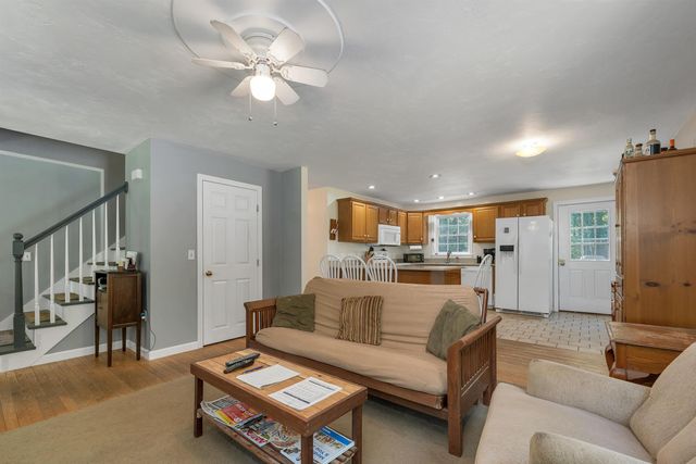 19 Vonhurst Road, Moultonborough, NH 03254