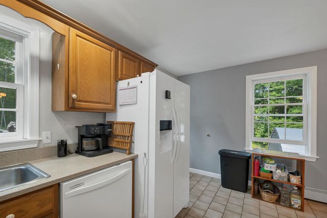 19 Vonhurst Road, Moultonborough, NH 03254