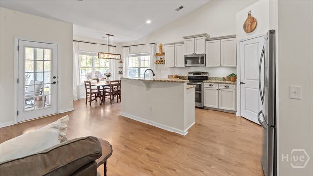 1696 Garden Hills Loop, Richmond Hill, GA 31324