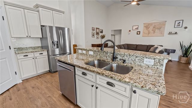 1696 Garden Hills Loop, Richmond Hill, GA 31324