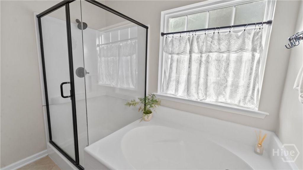 Image 26 of property listing at 1696 Garden Hills Loop, Richmond Hill, GA 31324