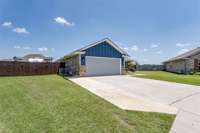 1780 Gladington Court, Newcastle, OK 73065