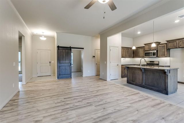 1780 Gladington Court, Newcastle, OK 73065