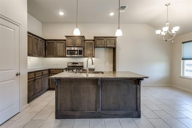 1780 Gladington Court, Newcastle, OK 73065