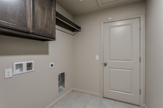 1780 Gladington Court, Newcastle, OK 73065