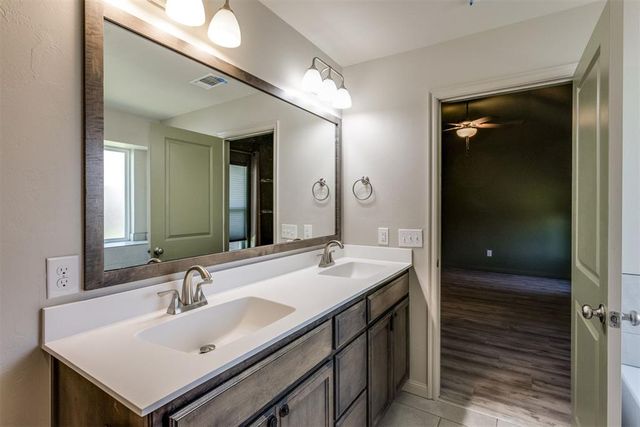1780 Gladington Court, Newcastle, OK 73065
