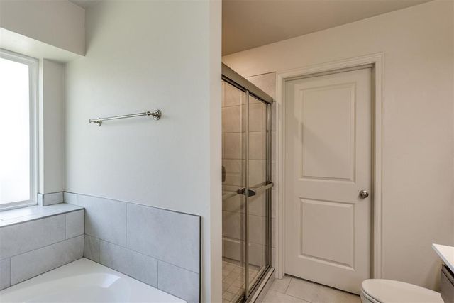1780 Gladington Court, Newcastle, OK 73065