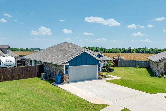 1780 Gladington Court, Newcastle, OK 73065