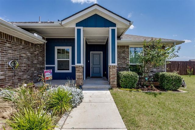 1780 Gladington Court, Newcastle, OK 73065