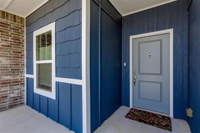 1780 Gladington Court, Newcastle, OK 73065