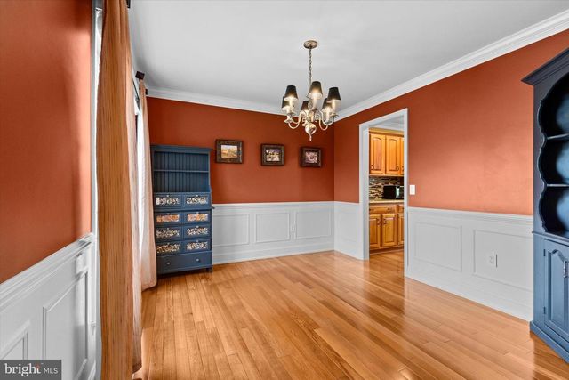 221 PUTTERS CIRCLE, Dillsburg, PA 17019
