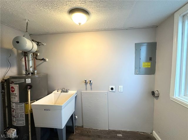 25390 Briardale Avenue, Euclid, OH 44132