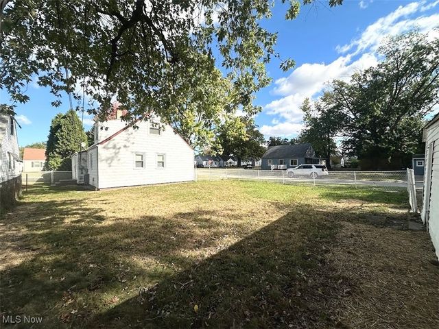 25390 Briardale Avenue, Euclid, OH 44132