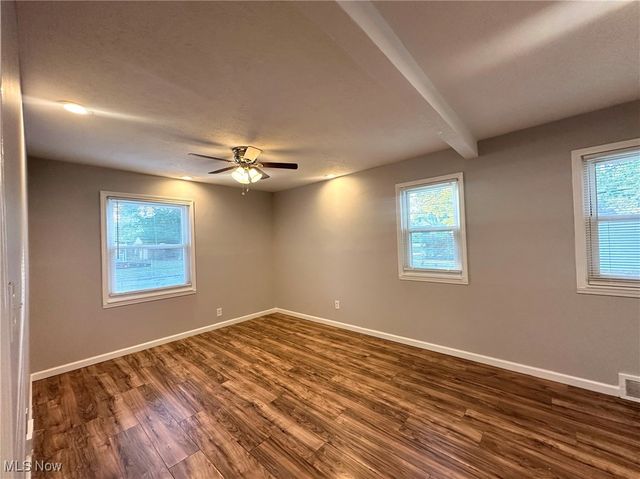 25390 Briardale Avenue, Euclid, OH 44132