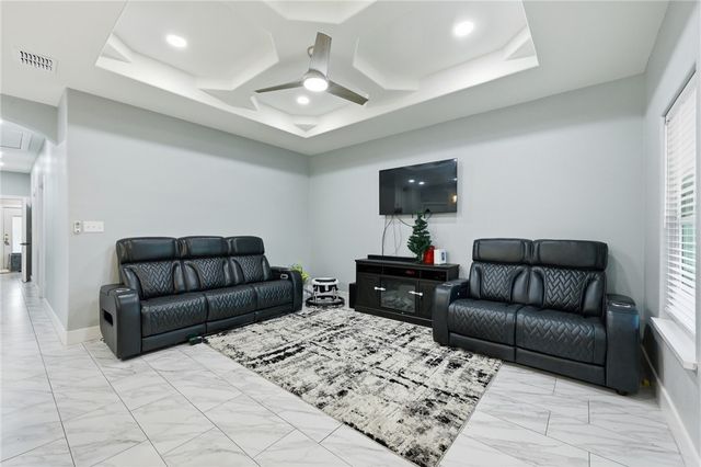 1147 Lolita St, Corpus Christi, TX 78416