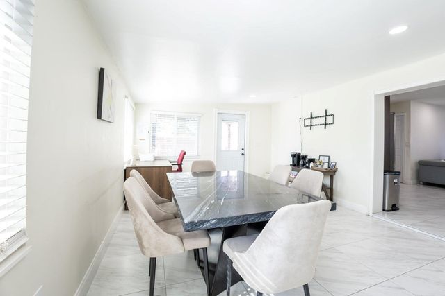 5763 Purdy Lane, West Palm Beach, FL 33415