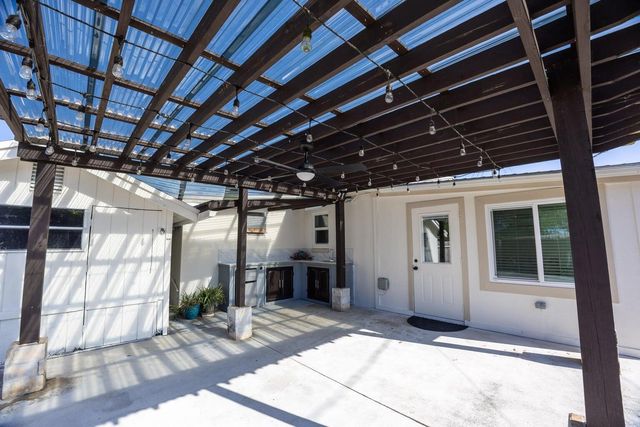 5763 Purdy Lane, West Palm Beach, FL 33415