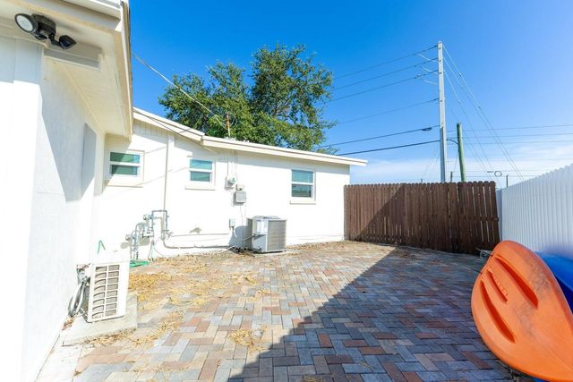5763 Purdy Lane, West Palm Beach, FL 33415