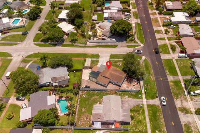 5763 Purdy Lane, West Palm Beach, FL 33415