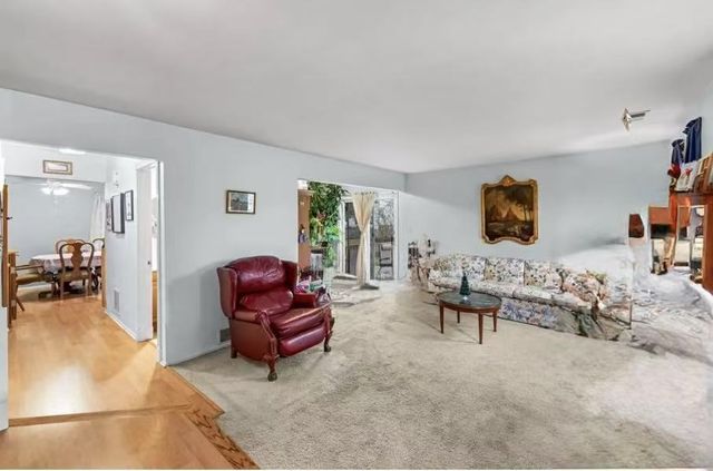 848 Birchbark Trail, Carol Stream, IL 60188