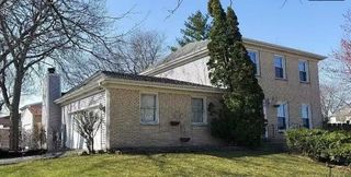 848 Birchbark Trail, Carol Stream, IL 60188