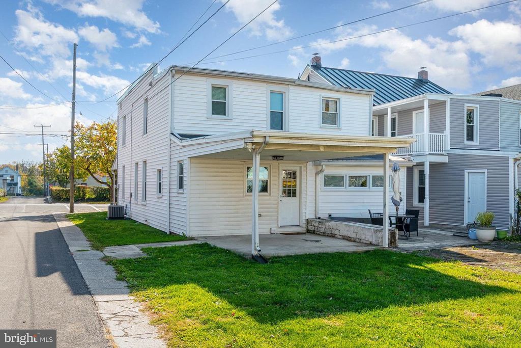 Image 26 of property listing at 403 HERMAN AVE, Lemoyne, PA 17043