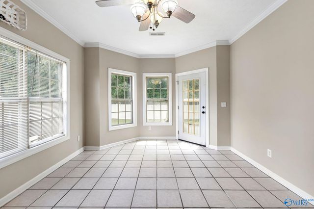 2902 Turtle Pond Lane, Hartselle, AL 35640